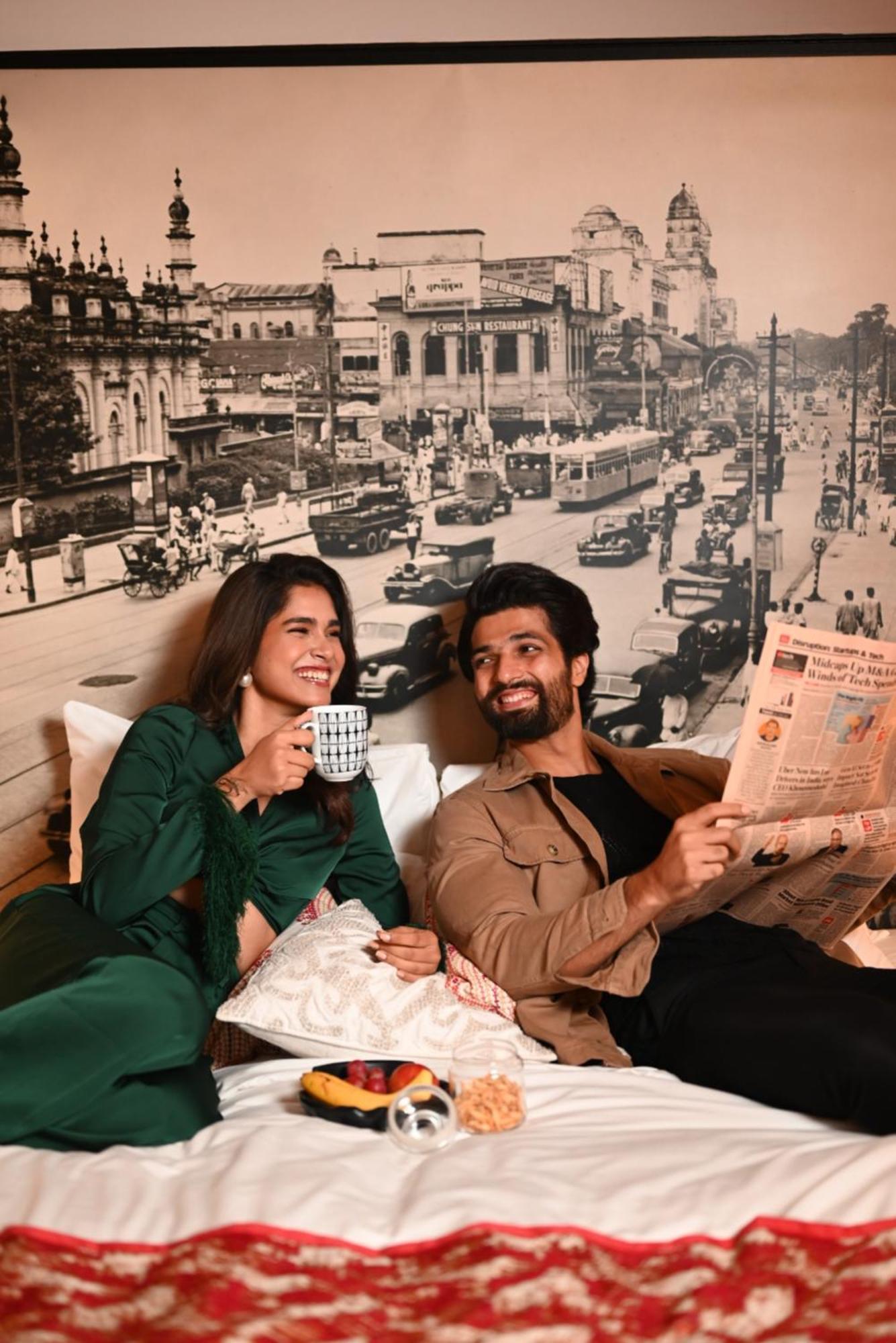 Отель The Park Калькутта Экстерьер фото Vijay Devarakonda and Ananya Panday in World Famous Lover